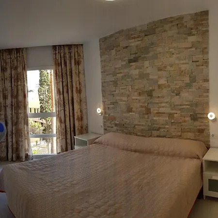 Torres De Yomely Apartment
